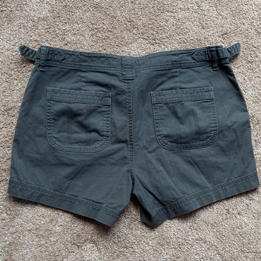 Athleta Olive Green Organic Cotton Utility Shorts Size 8 - Picture 3 of 12